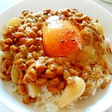 血液サラサラ♪　ラッキョウと納豆で卵かけご飯